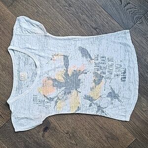 AMERICAN EAGLE TEE SIZE SMALL